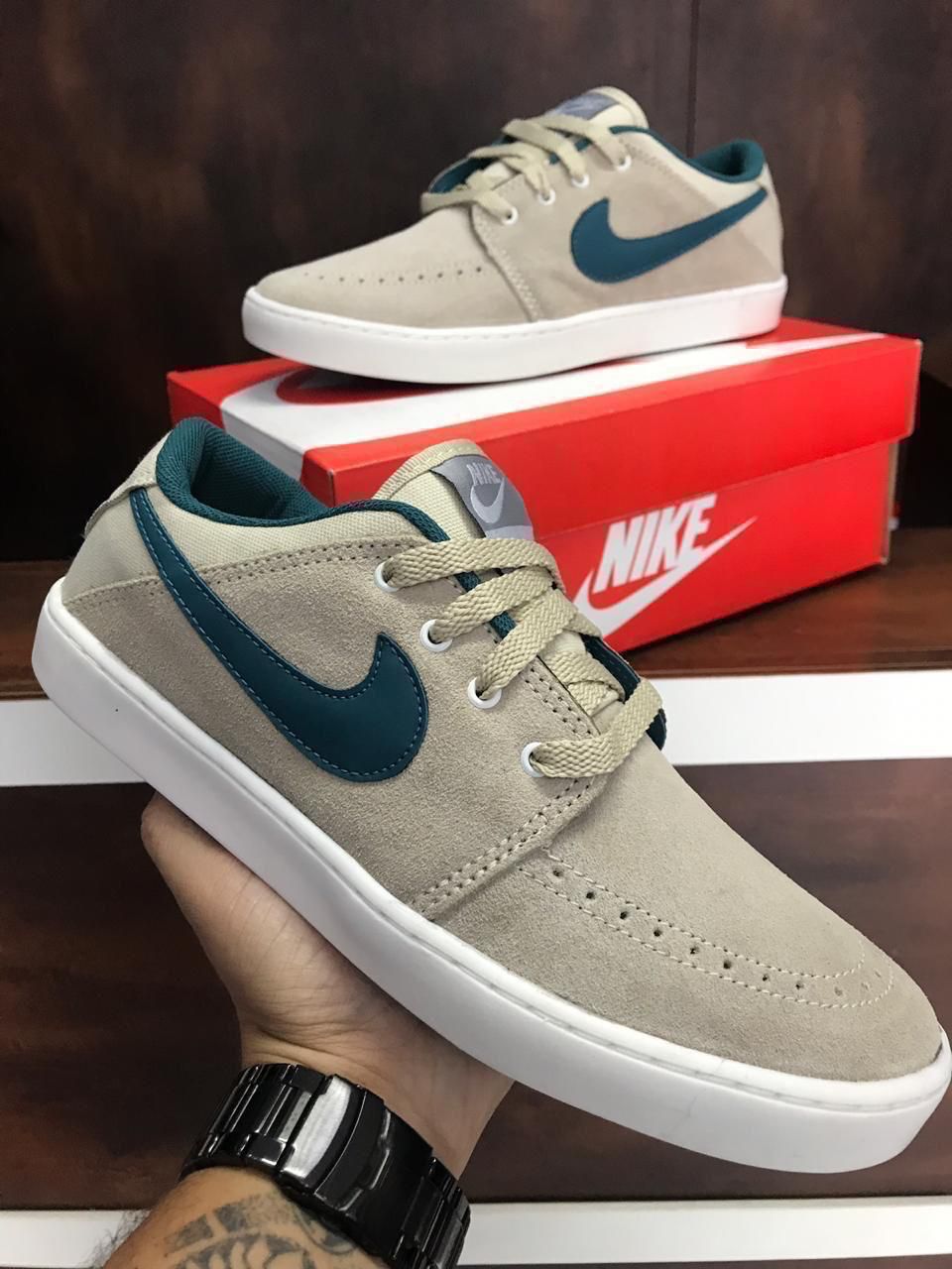 Nike suketo leather online