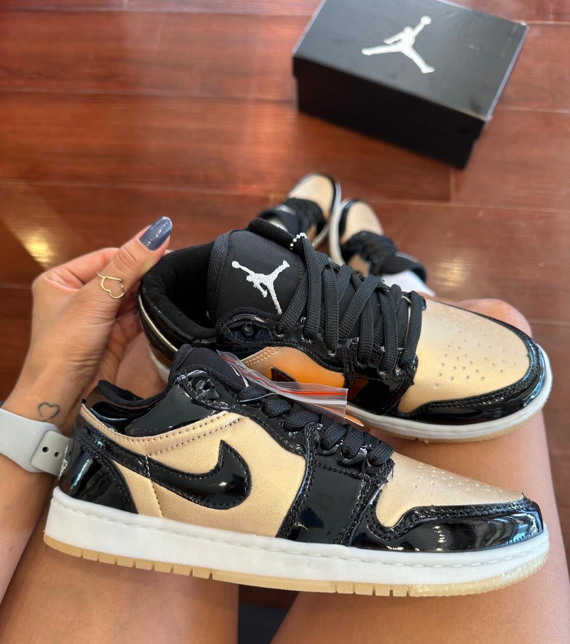 Nike Air Jordan Low