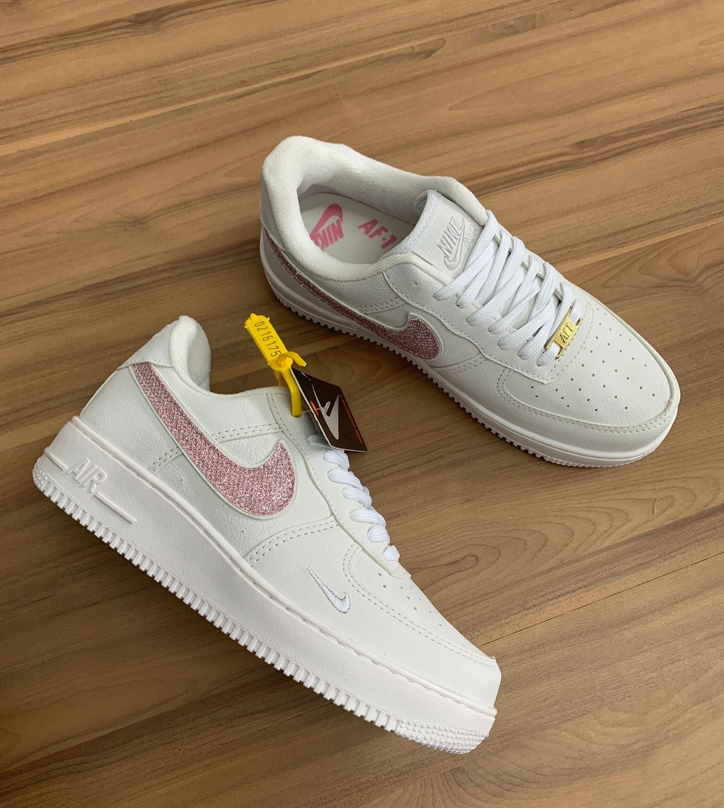 Nike Air Force Logan